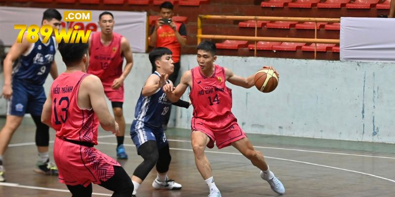 Người chơi theo dõi trận đấu tường thuật trực tiếp dễ dàng